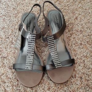 Silver wedge dress sandal w/rhinestone 2.5" heel